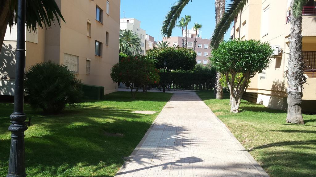 Palmeral De Torrevieja Ngoại thất bức ảnh